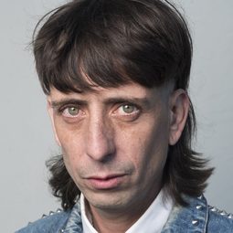 裘爾迪·維爾雀斯 - 好男人出軌俱樂部　演員 飾演