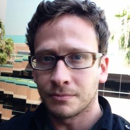 Jesse Holland - 扭曲人導演