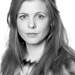 Margrét Vilhjálmsdóttir 飾演 Inga