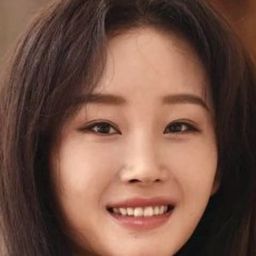 於潼 飾演 [Secretary]