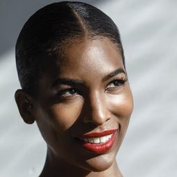 Dominique Silver 飾演 Self