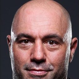 喬·羅根 - 喬·羅根：話匣子大開演員 飾演Self