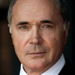 Rainer Laupichler 飾演 Gunter