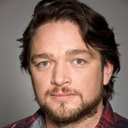 Ronald Zehrfeld 飾演 Max Frisch