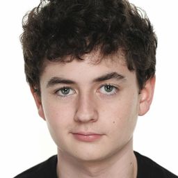 Callum Maloney - 針演員 飾演Young Bulger