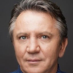 Joaquim Nicolau 飾演 Osório