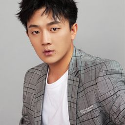 孫藝楊 飾演 Wang Guilun