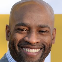 Vince Carter - 諾維茨基：完美的投籃演員 飾演Self