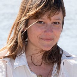 Elisa Ruschke - 小小吸血鬼演員 飾演La maîtresse (voix)