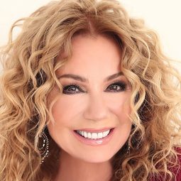 Kathie Lee Gifford 飾演 Self (archive footage)