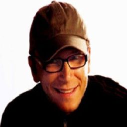 Karim Abouzeid - 11:11導演