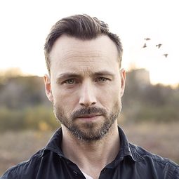 Steve Belford - Pride, Prejudice and Mistletoe演員 飾演Parker Fitzwilliam