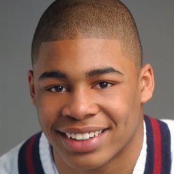 Jordan Coleman 飾演 Tyrone (voice)