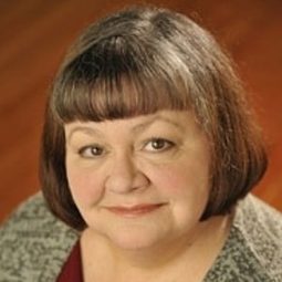 蘿拉·肯尼 - 血肉森林：從頭開始演員 飾演Hog Woman