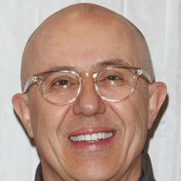 Laurent Bouzereau - 二戰飛鷹：碧血 100 轟炸隊導演