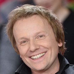 Laurent Stocker - 爆炸性的成功演員 飾演Stéphane