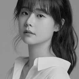 Kim Hong-kyeong 飾演 