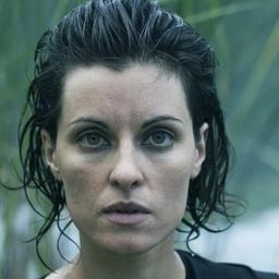 Maria Apostolakea 飾演 Lia