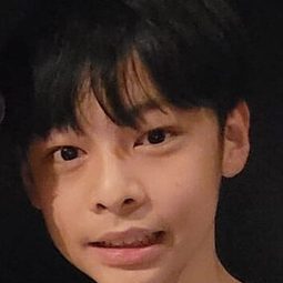 姜仁 - 粽邪 3：鬼門開演員 飾演Young Guan-Yu