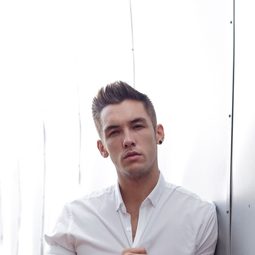 Mark O’Dea - 馬來變天演員 飾演Marcus