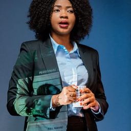 羅絲·恩道卡 飾演 Faith Komba