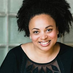 Jasmine Lukuku - 愛情小館演員 飾演Erin