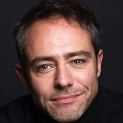 Manu Fullola - 壞壞愛2:愛回歸演員 飾演Adriano