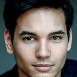 Alexandre Eskimo 飾演 Bao