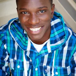 Bernard David Jones 飾演 Rondelle