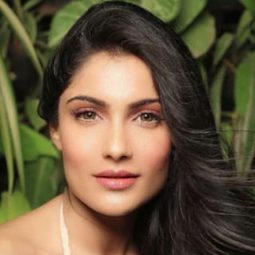 Ishita Raj Sharma 飾演 Kusum