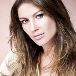 Ellen Jabour - 真愛.com演員 飾演Ela mesma