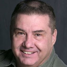 Ken Tipton - The Retrievers演員 飾演Norman Groper