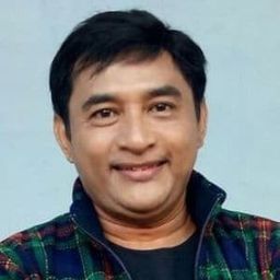 Jeremy Teti - 遊戲獵靶演員 飾演Presenter Gosip