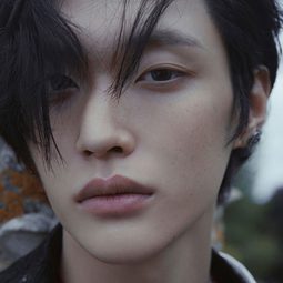 Park Won-bin 飾演 Self