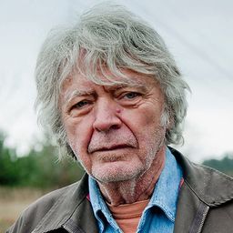 James Benning 飾演 Leatherman