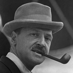 W. Somerset Maugham - 面紗編劇