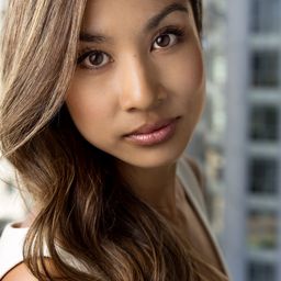 Quinnie Vu 飾演 Street Kid