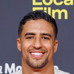 沙伊恩布邁丁 飾演 Amin