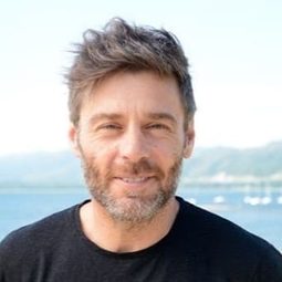 加斯頓·里可 - GO！難忘派對演員 飾演Ramiro