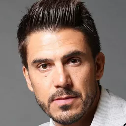 Chad Guerrero 飾演 Hit Man #4