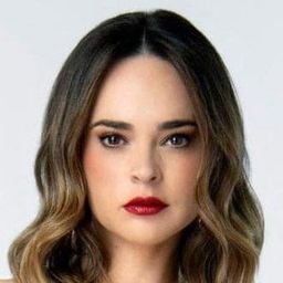 法比奧拉·瓜哈爾多 飾演 Groupie 2