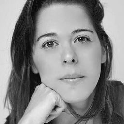 薇若妮卡·布拉沃 飾演 