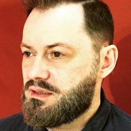 Grigory Konstantinopolsky - 安娜·卡拉馬佐夫演員 飾演