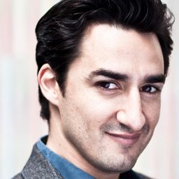 Charles Castronovo 飾演 Ruggero