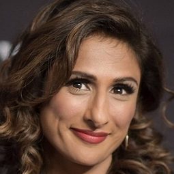 Sarayu Rao - 星耀女孩：好萊塢篇演員 飾演Priya Collins