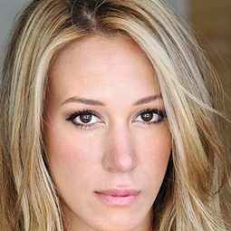 Haylie Duff - A Belle for Christmas演員 飾演Kate Rivers