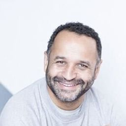 Yanig Samot - Dieumerci !演員 飾演Vendeur Cash express