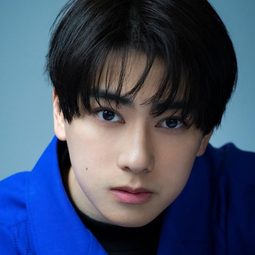 本島純政 飾演 Houtaro Ichinose / Kamen Rider Gotchard