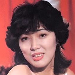 Megumi Aoi - 聖女地獄絵図演員 飾演Mami