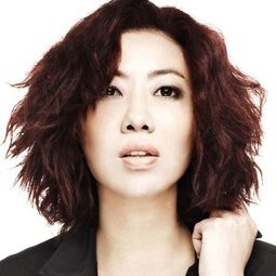 莫小玲 飾演 Ling Ling